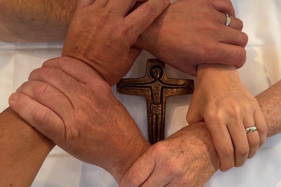 Kirchliche Berufungen und Berufe Kirchliche Berufungen und Berufe