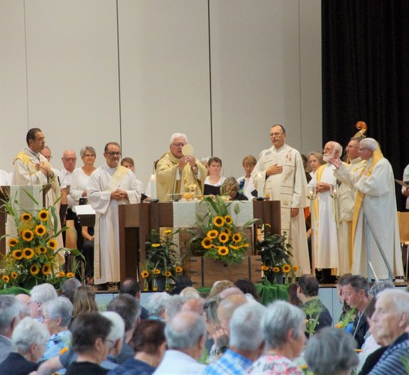 2024_12_kirchenfest.JPG 